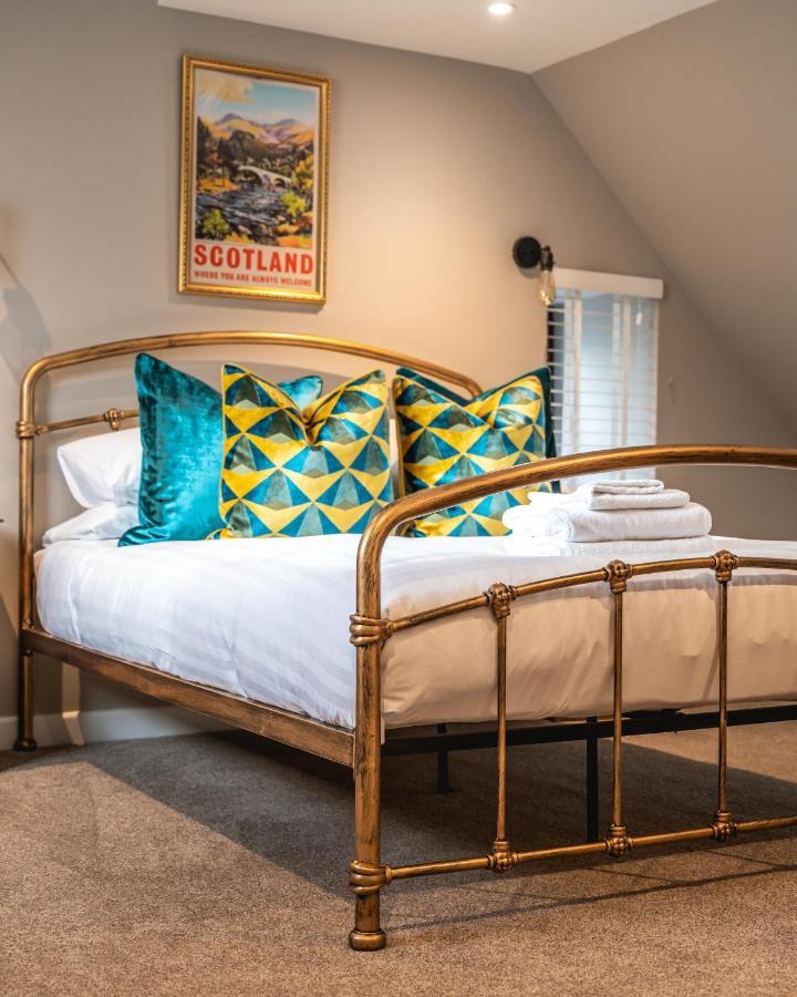 Luxury Cottage With Mountain View'S Cononbridge Bagian luar foto