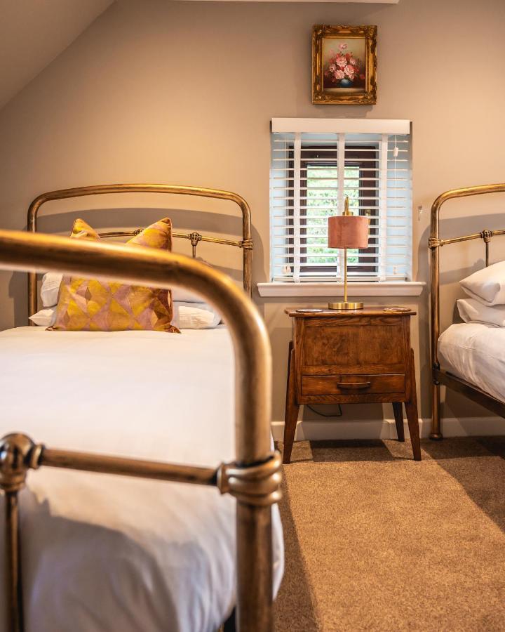 Luxury Cottage With Mountain View'S Cononbridge Bagian luar foto