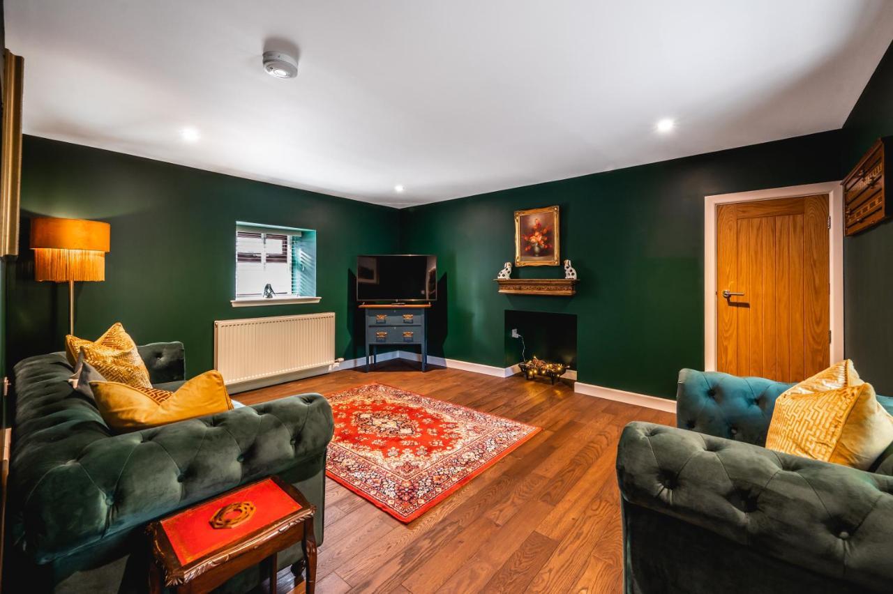 Luxury Cottage With Mountain View'S Cononbridge Bagian luar foto