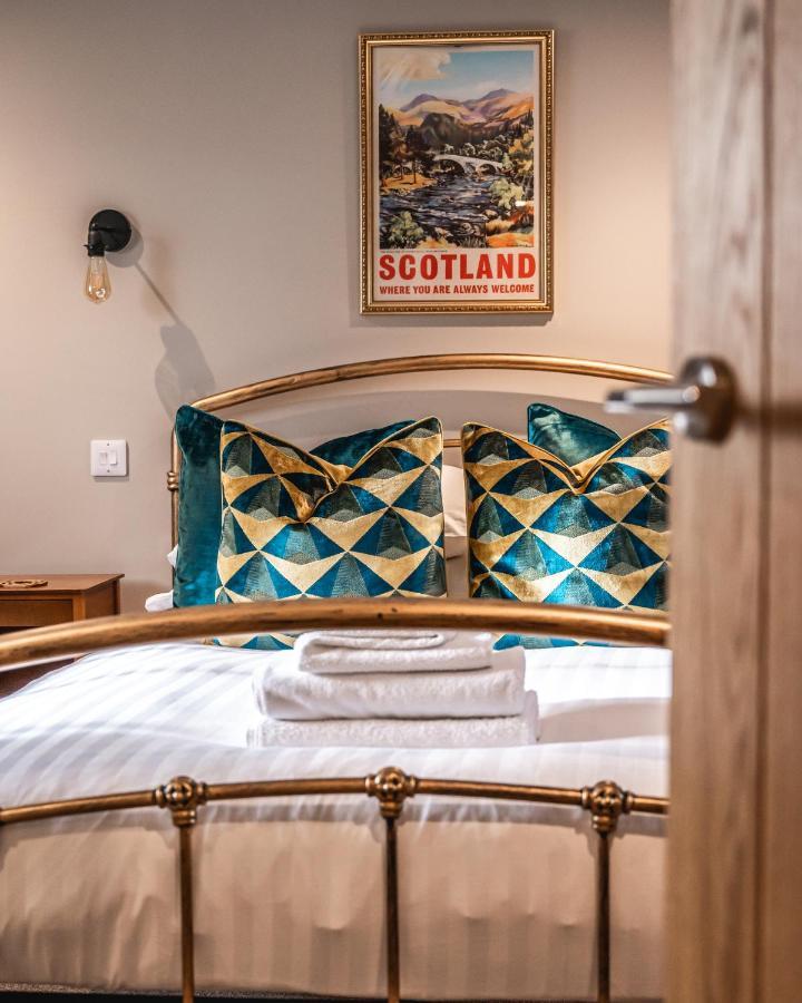 Luxury Cottage With Mountain View'S Cononbridge Bagian luar foto